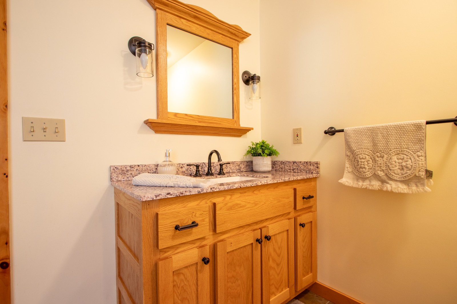 #18 photo, 455 South Main St, Hancock , NY 13783