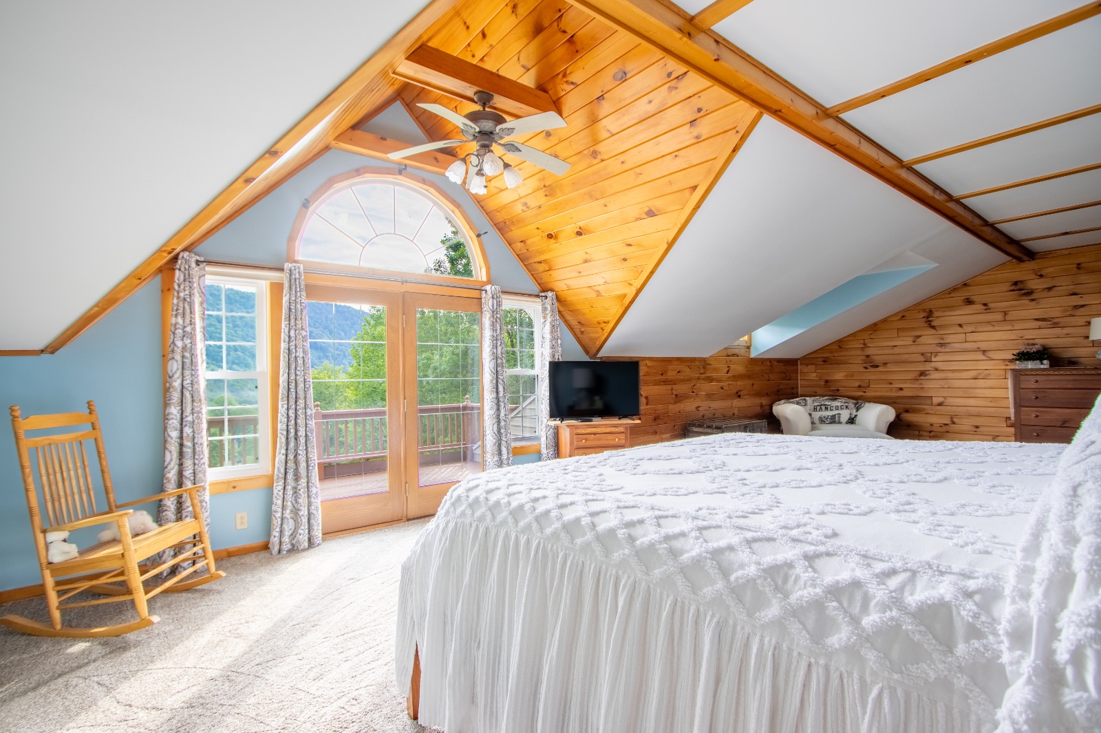 #22 photo, 455 South Main St, Hancock , NY 13783