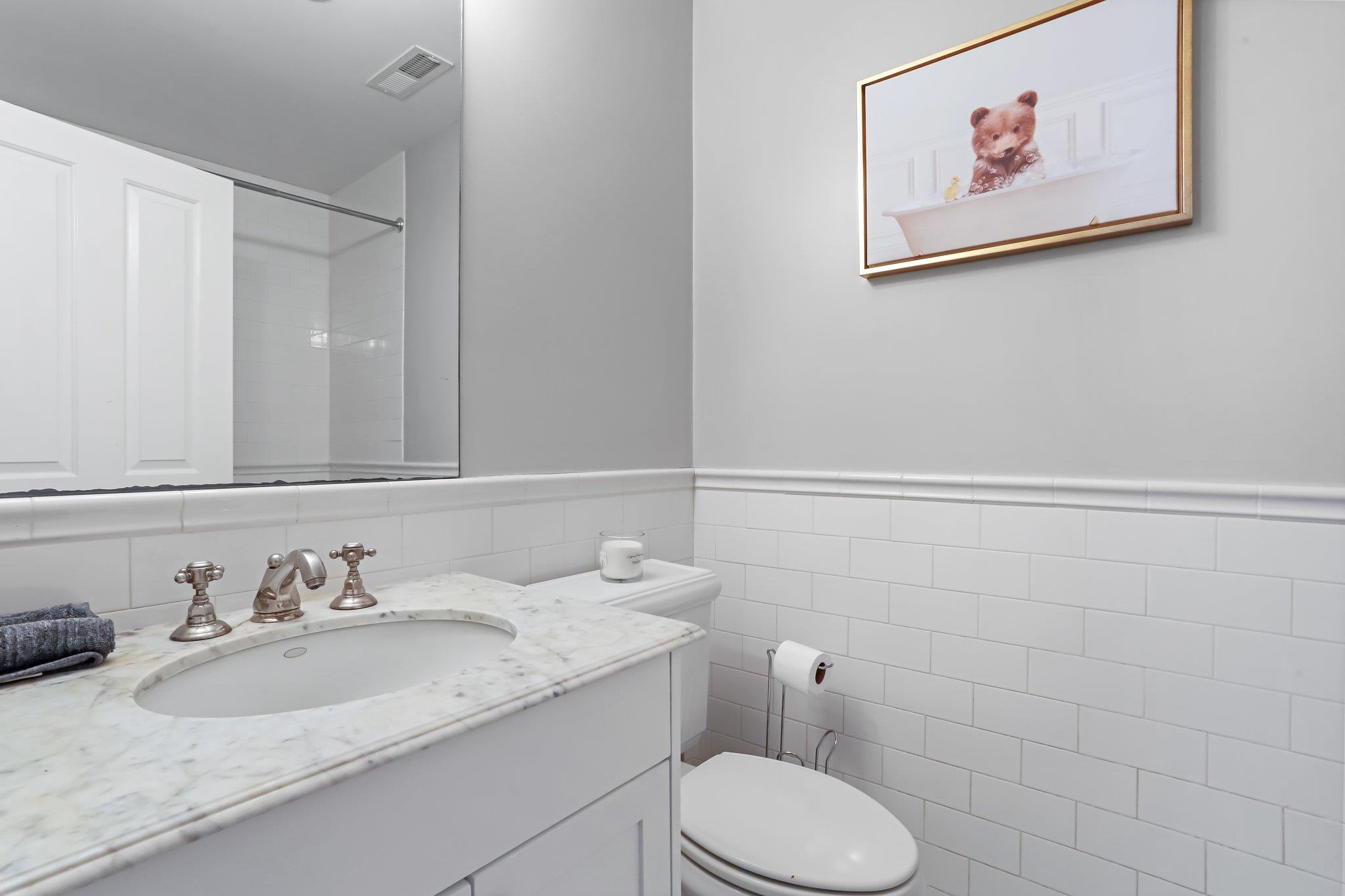 #18 photo, 80 Old Boston Post Road, New Rochelle , NY 10801