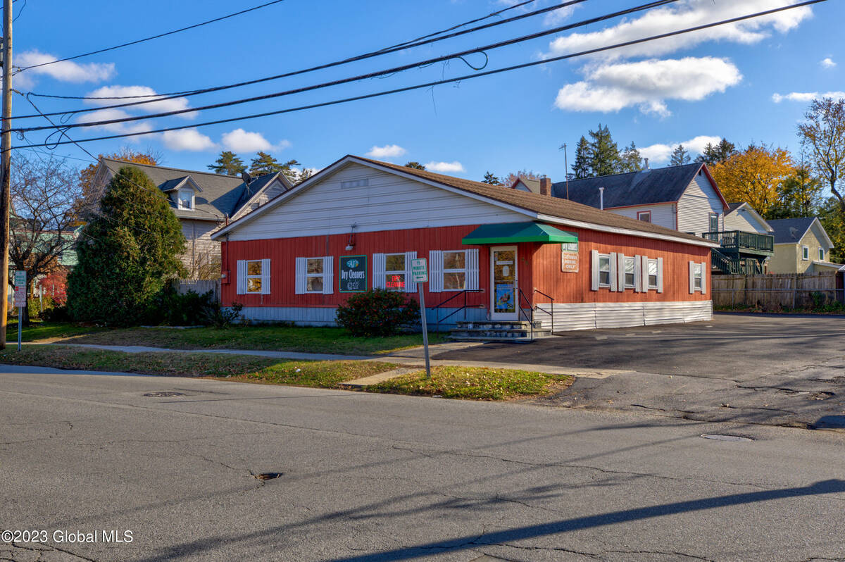 #14 photo, 48 Lincoln Avenue, Saratoga Springs , NY 12866