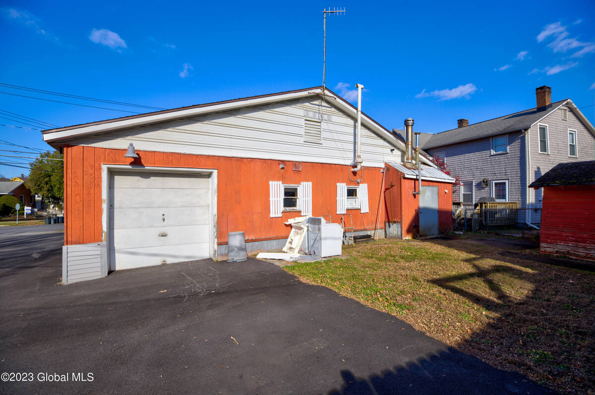 #16 photo, 48 Lincoln Avenue, Saratoga Springs , NY 12866