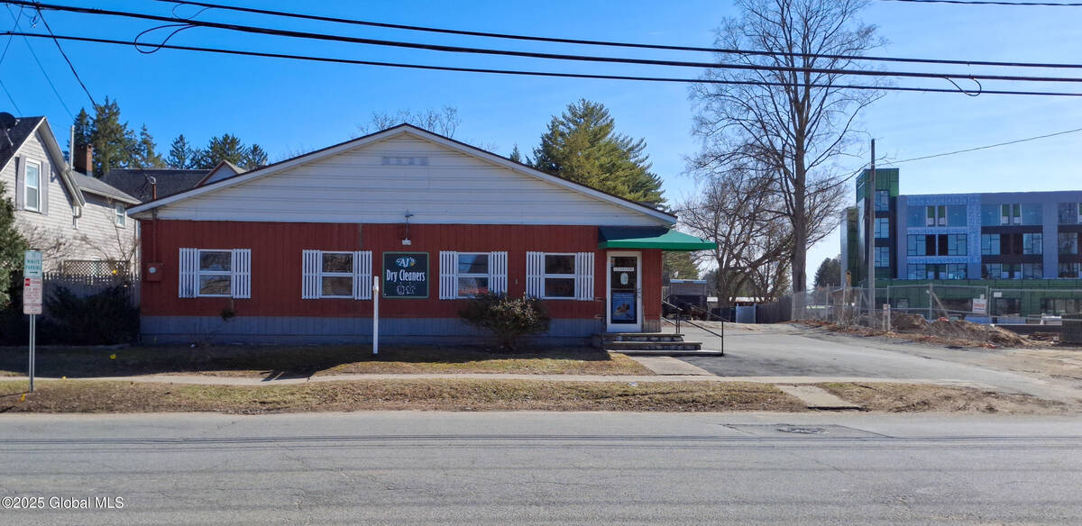 #2 photo, 48 Lincoln Avenue, Saratoga Springs , NY 12866