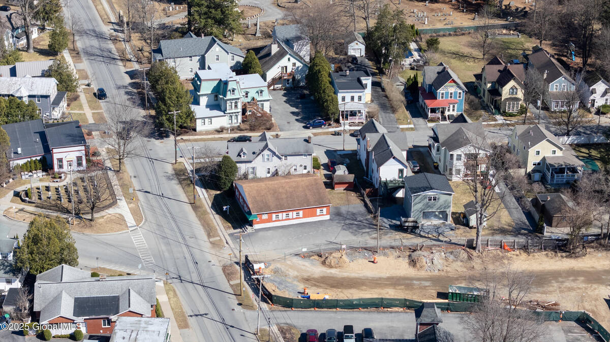 #3 photo, 48 Lincoln Avenue, Saratoga Springs , NY 12866