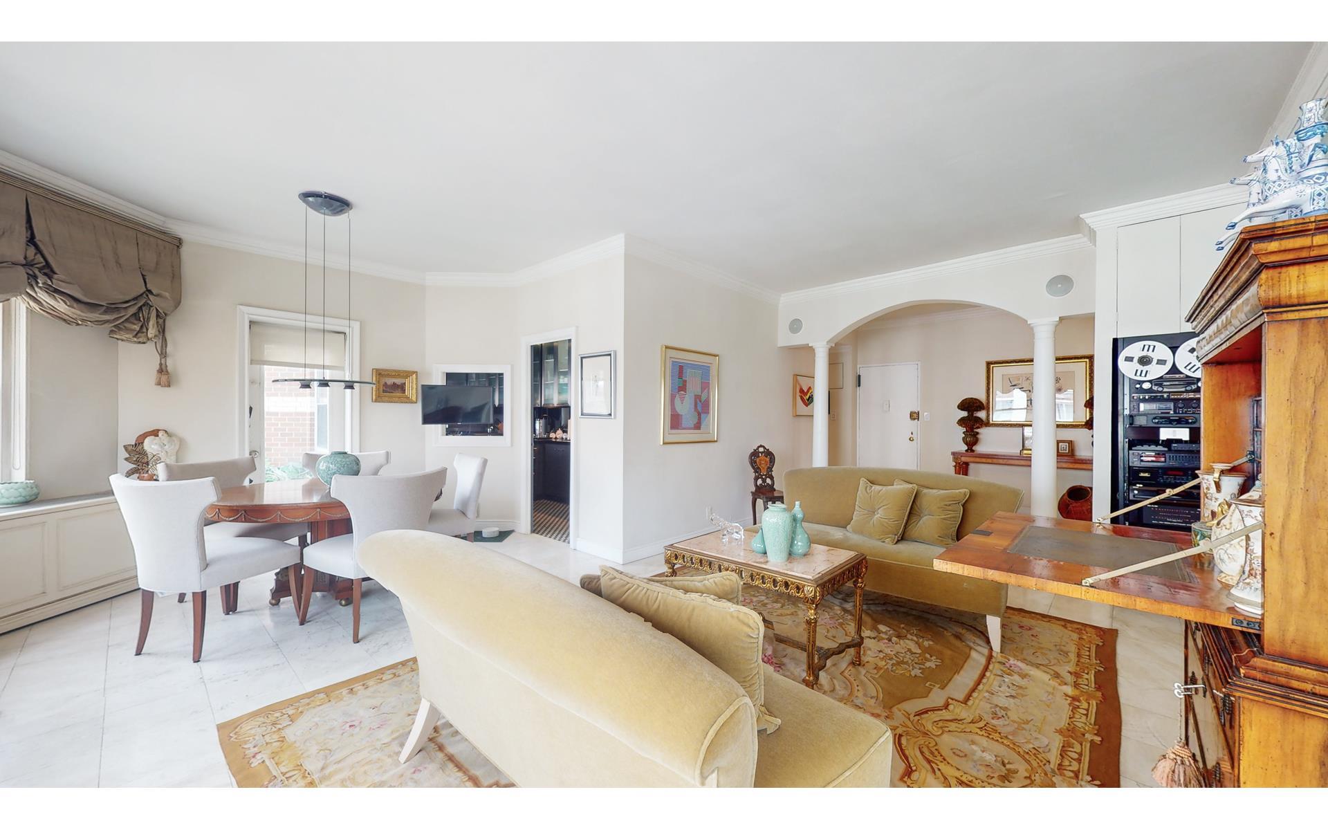 #5 photo, 360 E 72ND Street, マンハッタン Lenox Hill , NY 10021