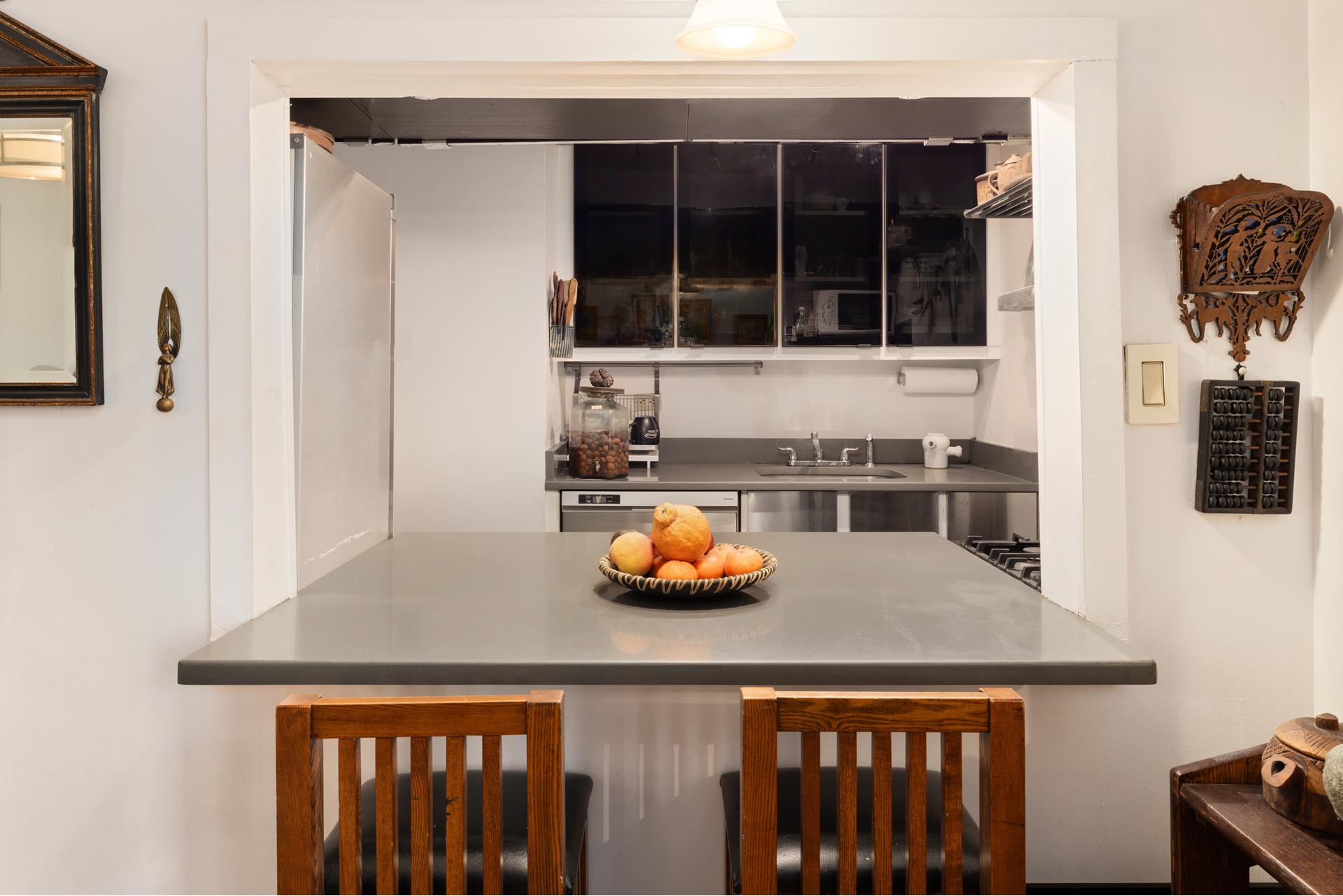 #3 photo, 43 W 61ST Street, マンハッタン Lincoln Square , NY 10023