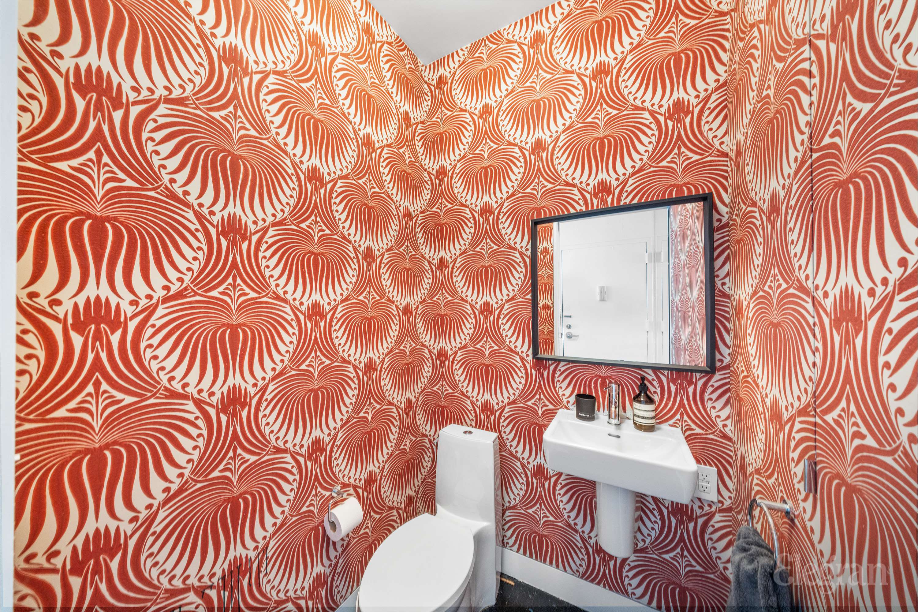 #11 photo, 133 2nd Avenue, マンハッタン E. Greenwich Village , NY 10003