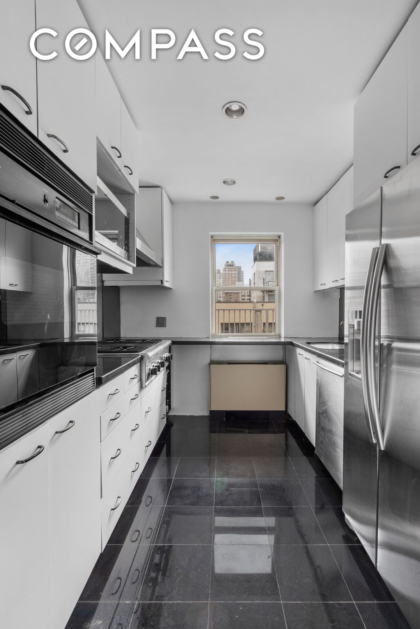 #7 photo, 333 E 66th Street, マンハッタン Lenox Hill , NY 10065