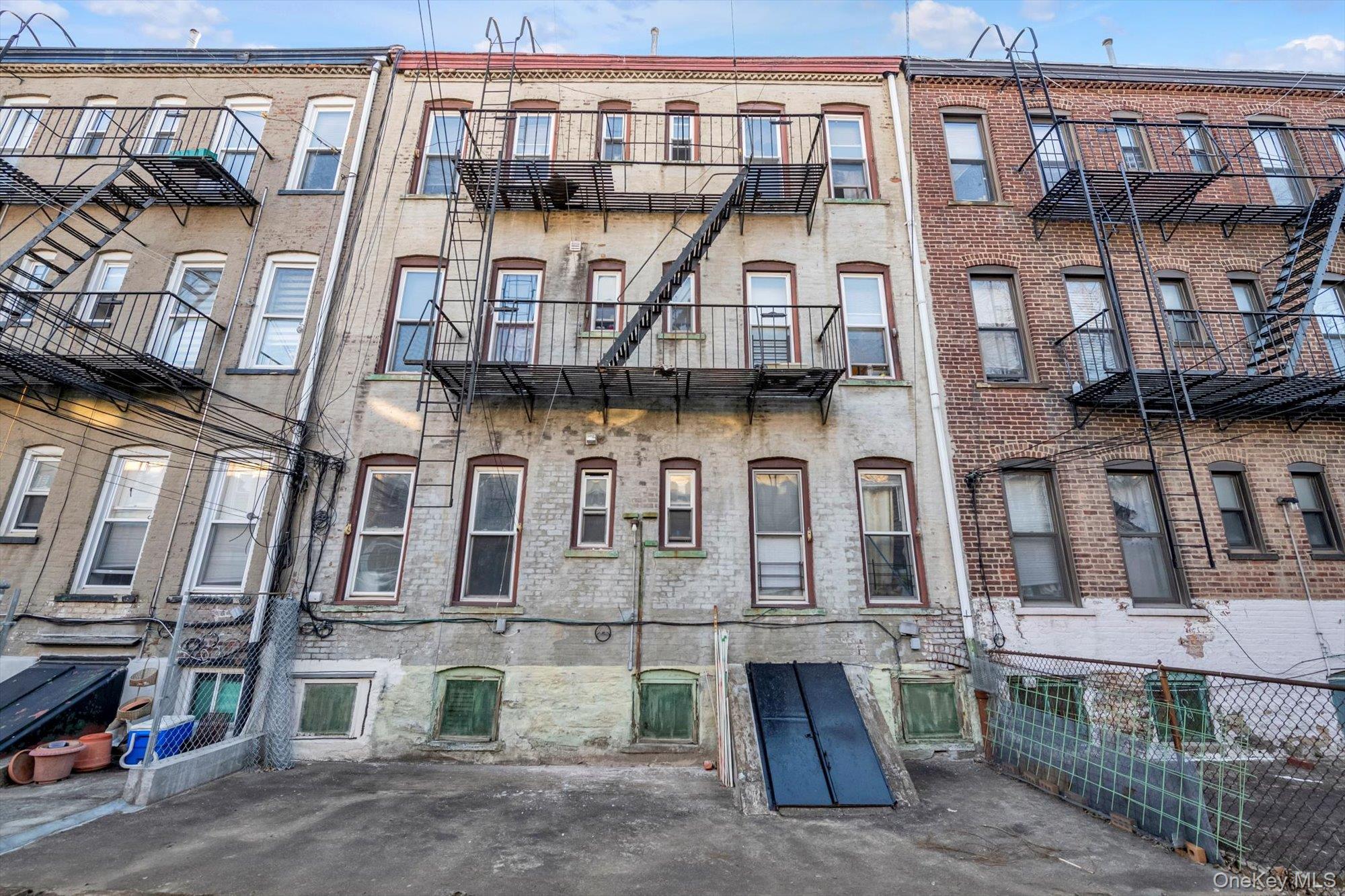 #17 photo, 71-11 67th Place, Glendale , NY 11385