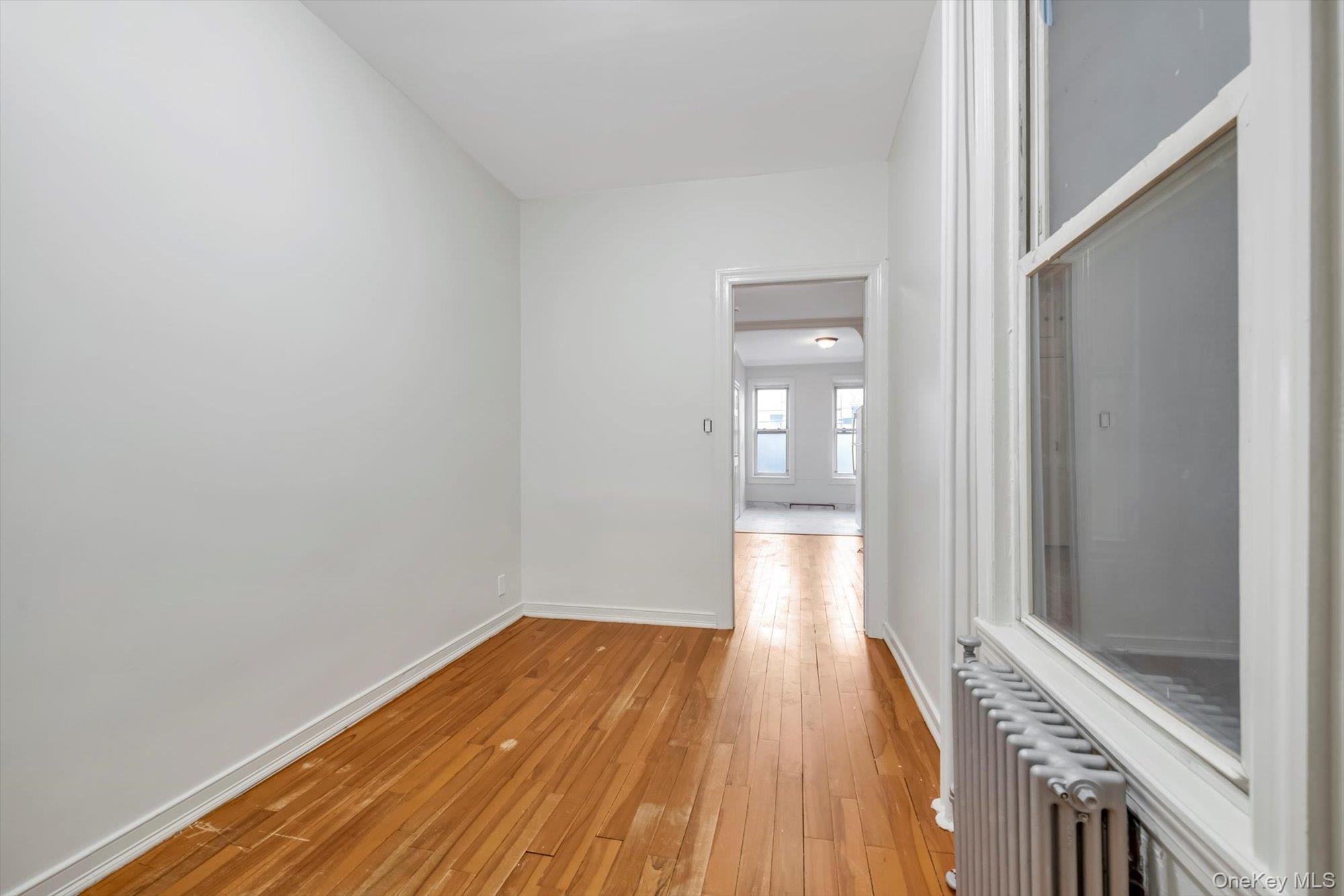 #8 photo, 71-11 67th Place, Glendale , NY 11385