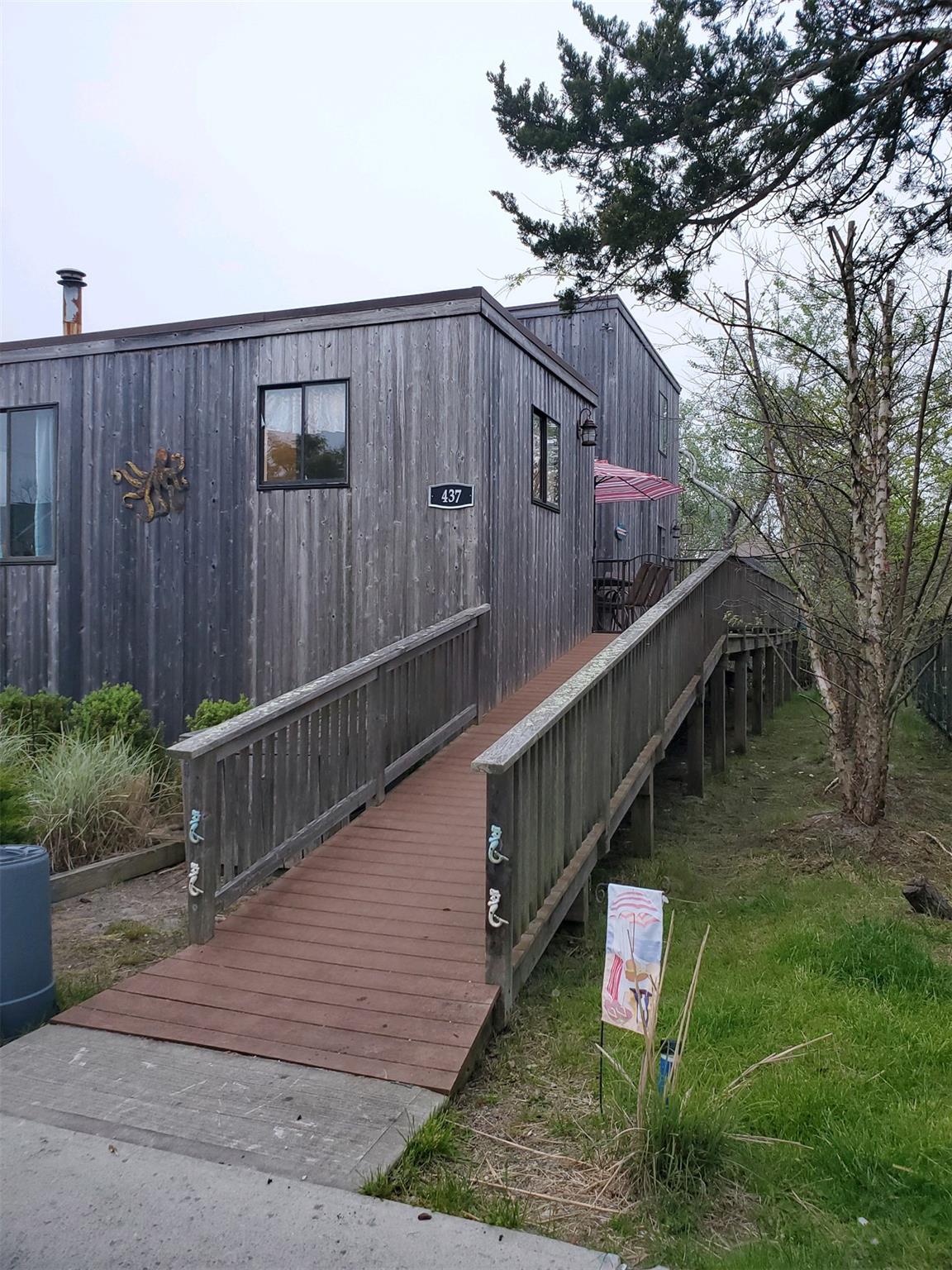 #13 photo, 437 Dehnhoff Walk, Ocean Beach , NY 11770