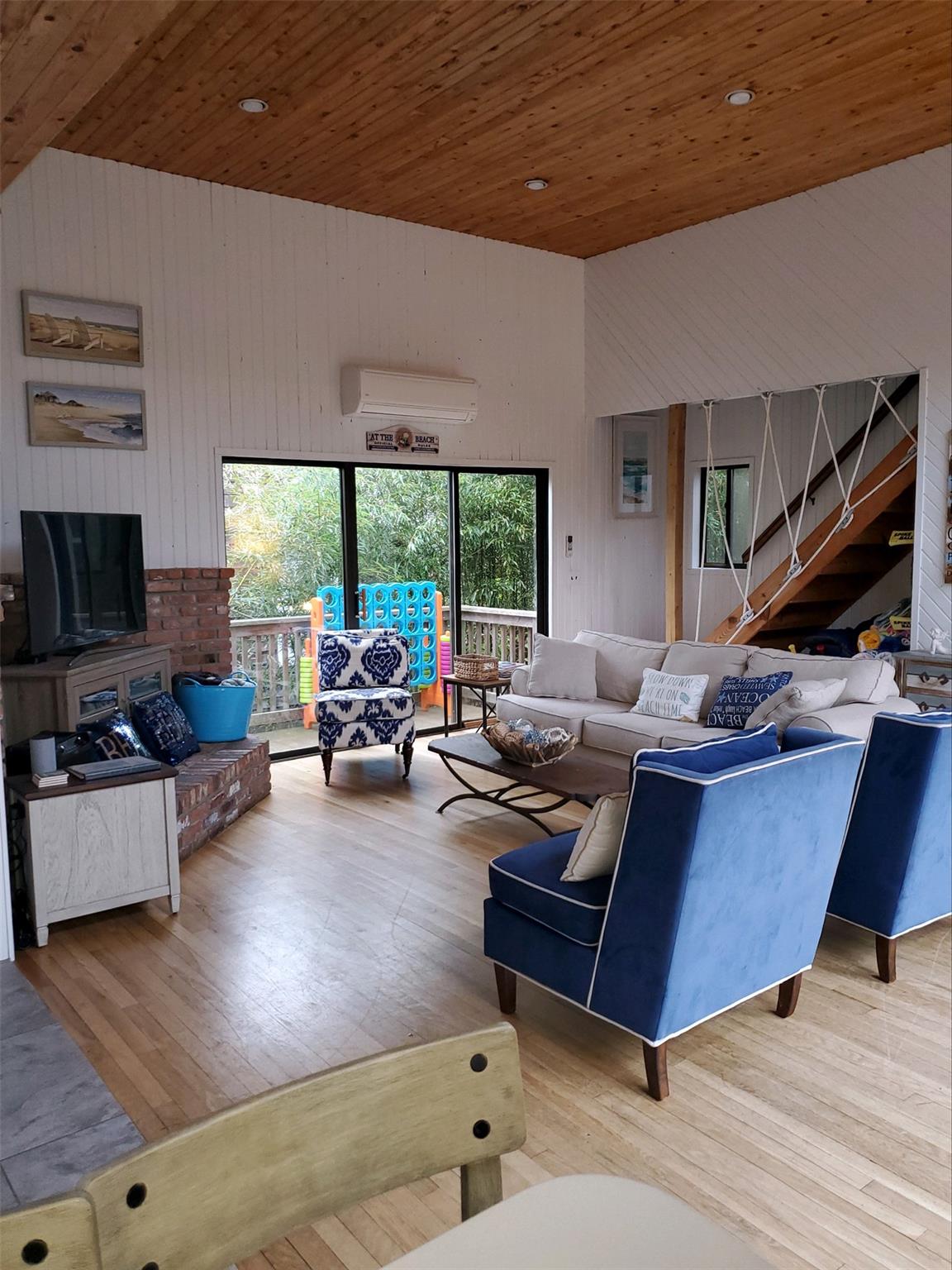 #4 photo, 437 Dehnhoff Walk, Ocean Beach , NY 11770