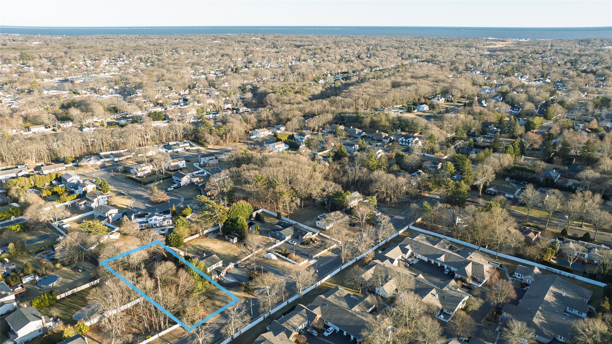 #12 photo, Lincoln Avenue, 东长岛 Sayville , NY 11782