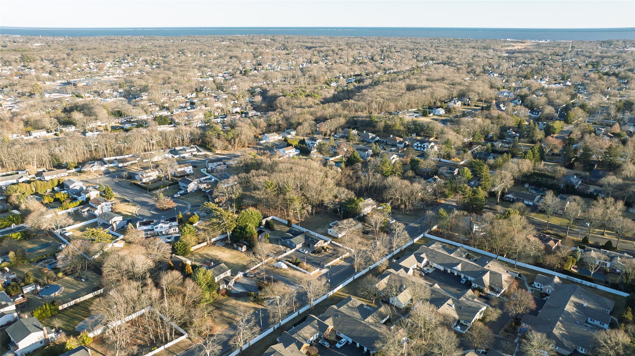 #13 photo, Lincoln Avenue, 东长岛 Sayville , NY 11782