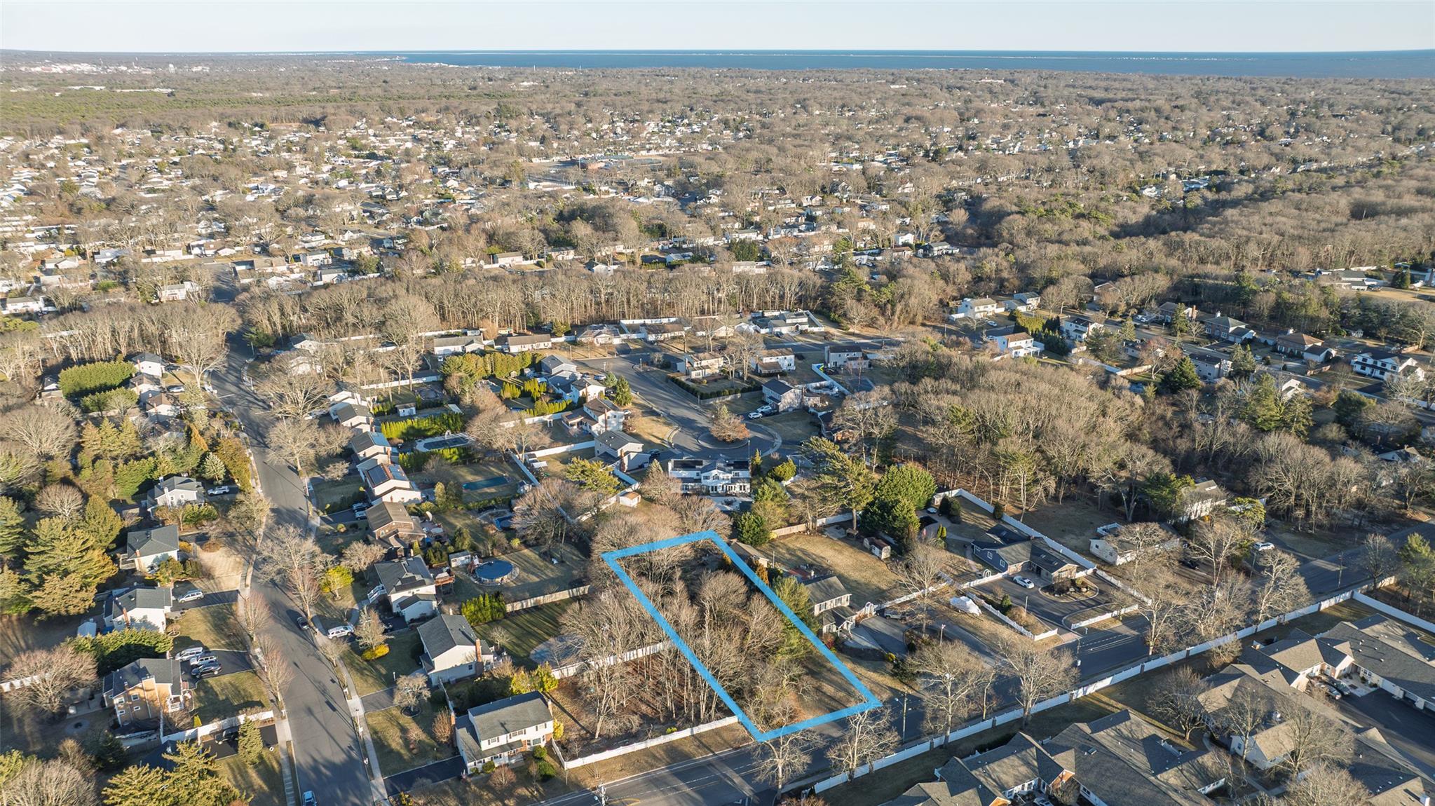 #14 photo, Lincoln Avenue, 东长岛 Sayville , NY 11782