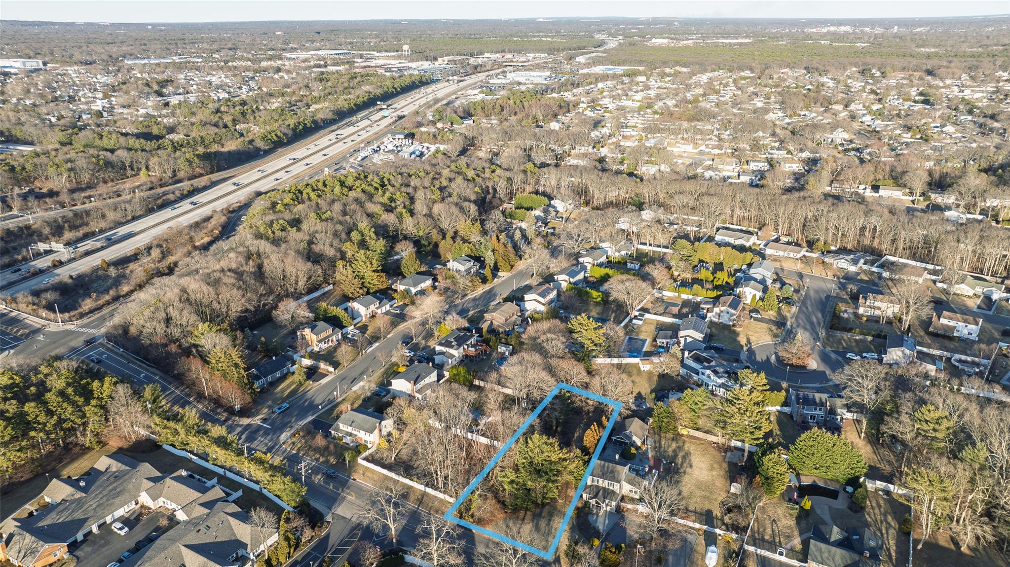 #8 photo, Lincoln Avenue, 东长岛 Sayville , NY 11782