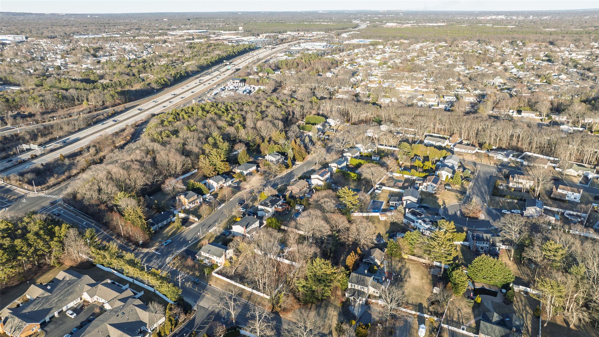 #9 photo, Lincoln Avenue, 东长岛 Sayville , NY 11782