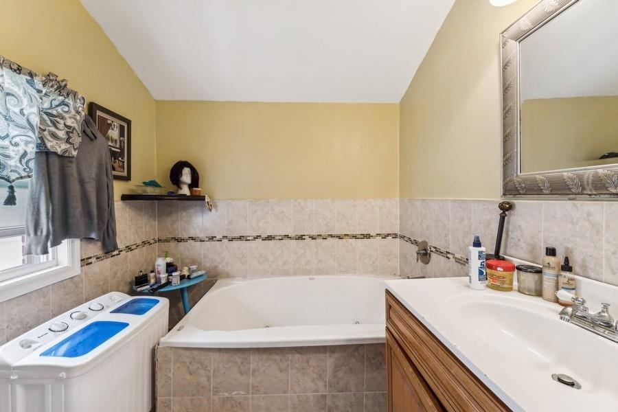 #5 photo, 11422 174th Street, クイーンズ区 Jamaica , NY 11434