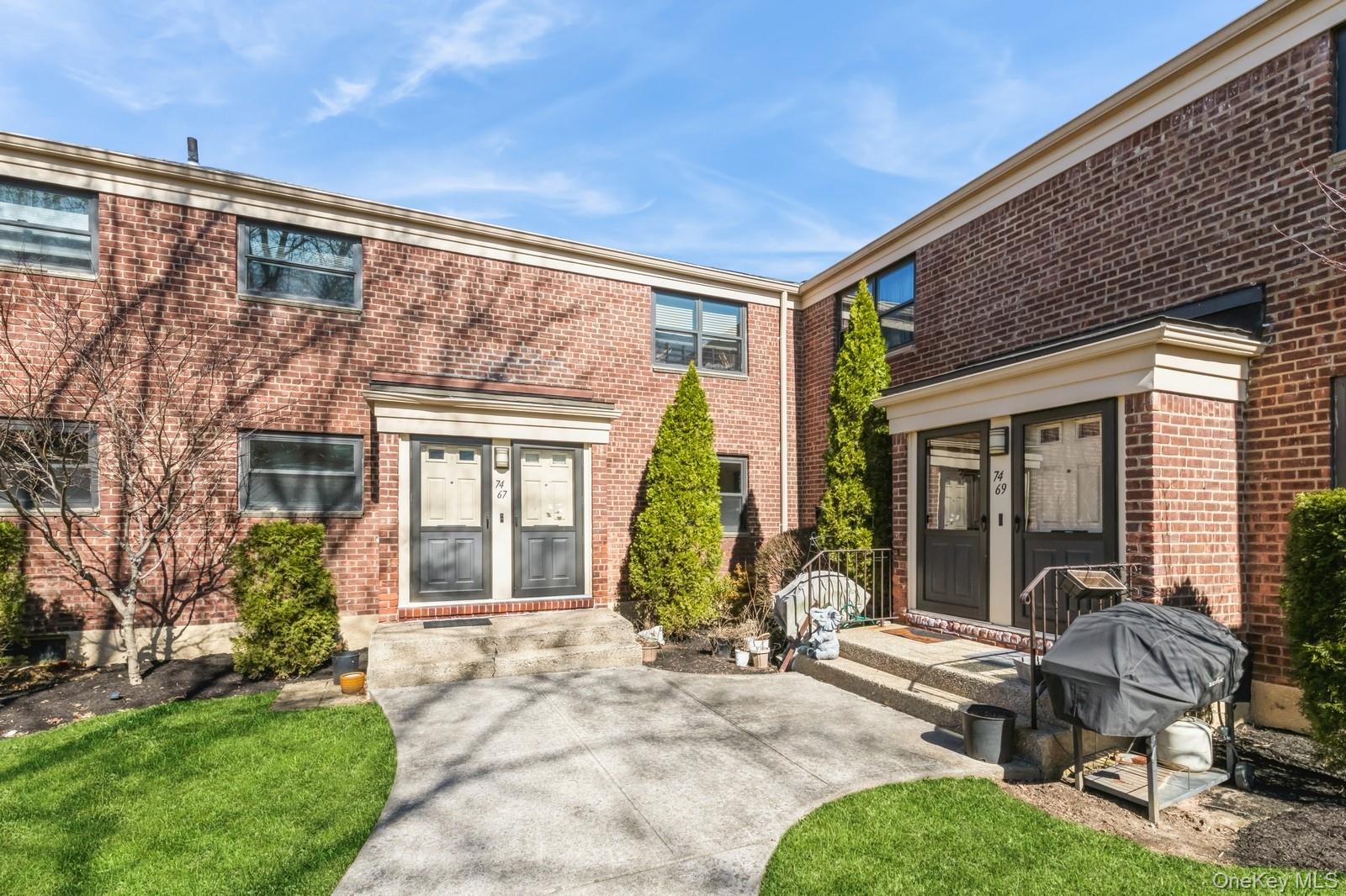 #2 photo, 74-67 220th Street, Oakland Gardens , NY 11364