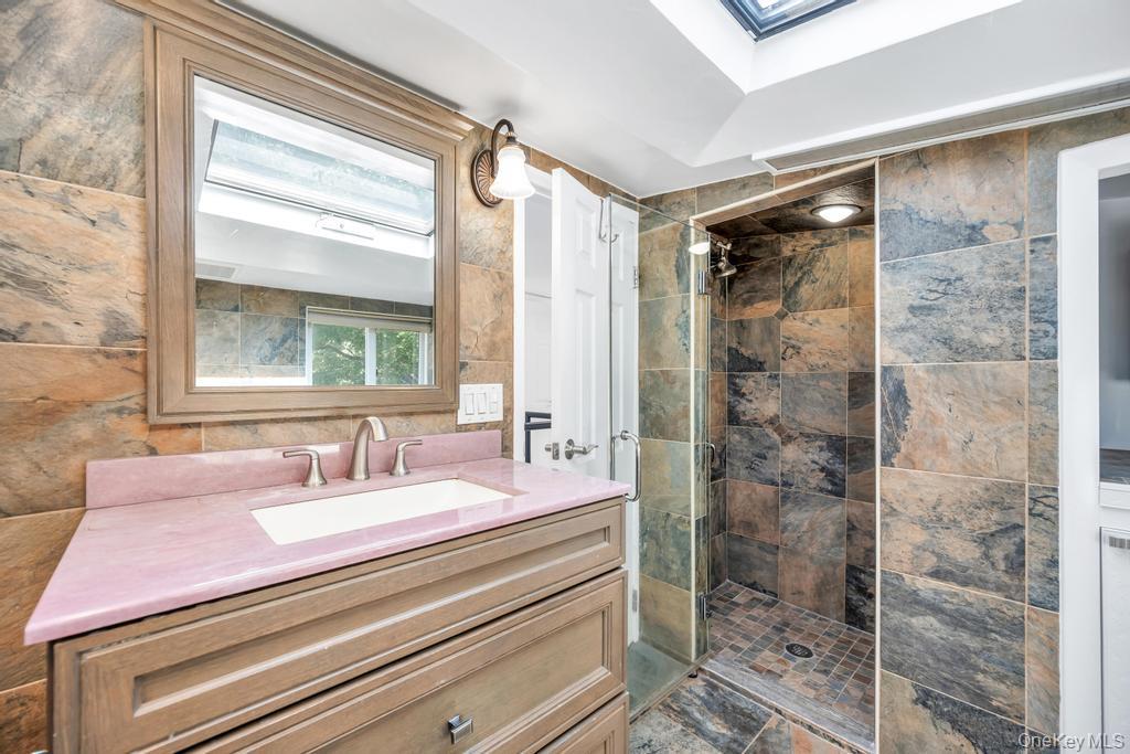 #13 photo, 20 Northern Parkway, Plainview , NY 11803