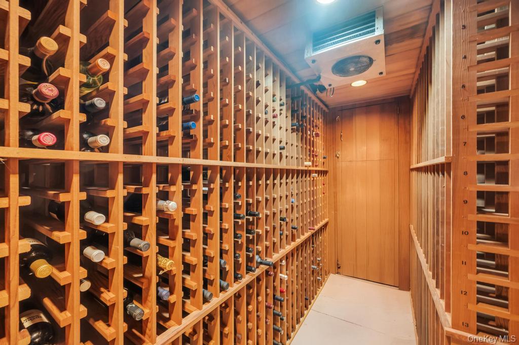 #20 photo, 20 Northern Parkway, Plainview , NY 11803