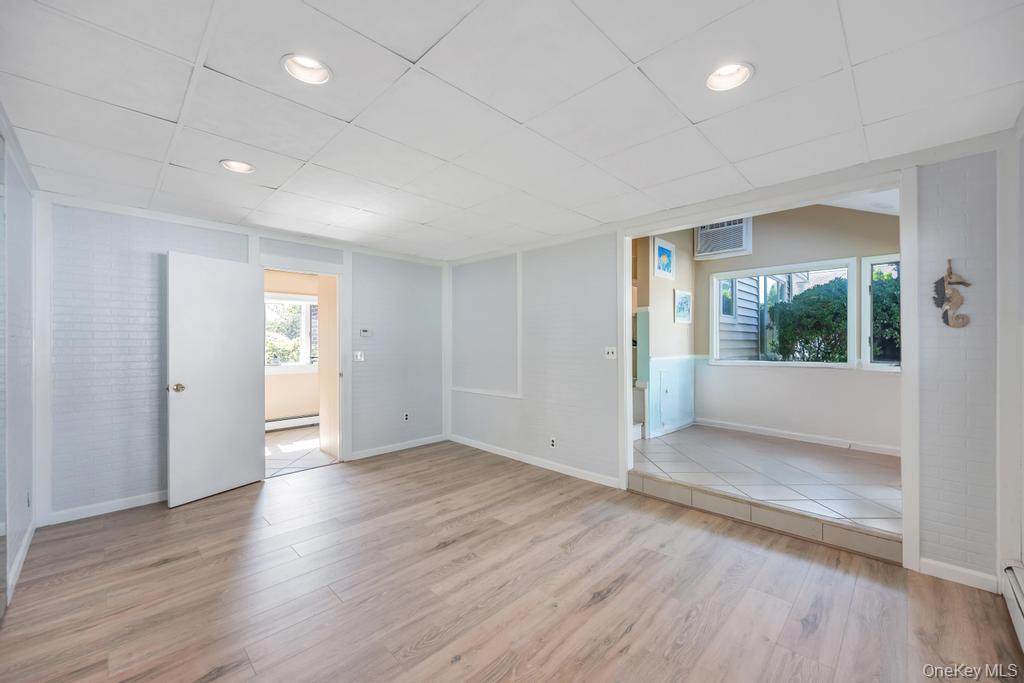 #4 photo, 20 Northern Parkway, Plainview , NY 11803