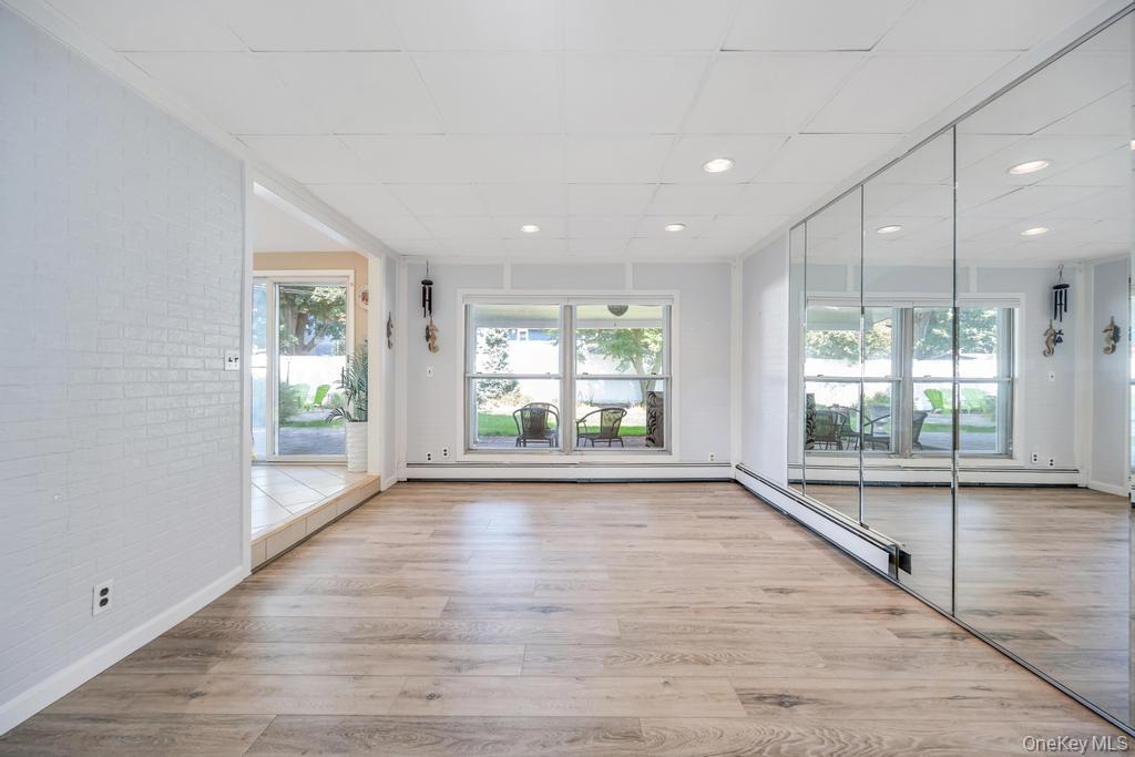 #5 photo, 20 Northern Parkway, Plainview , NY 11803