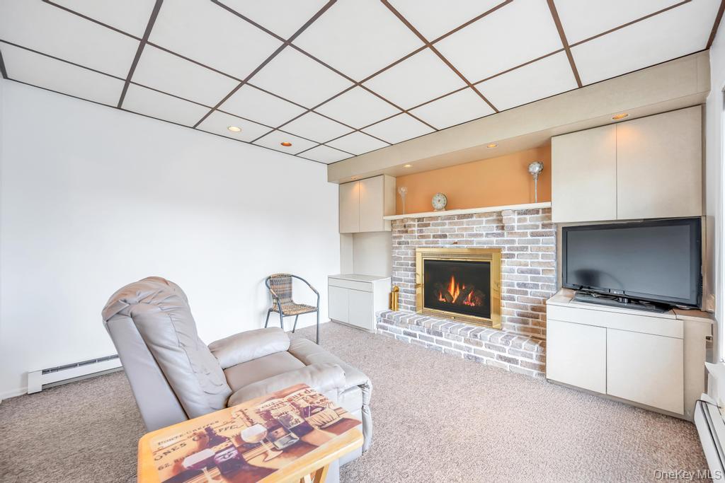 #9 photo, 20 Northern Parkway, Plainview , NY 11803