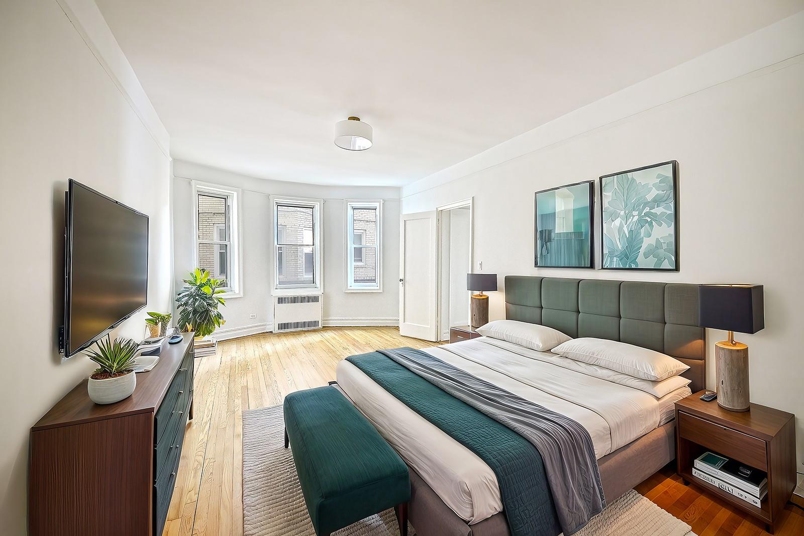 #8 photo, 72-17 34th Avenue, Jackson Heights , NY 11372