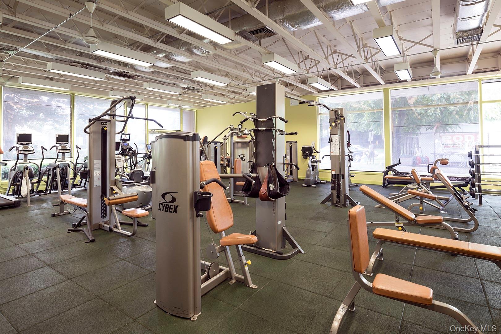 #14 photo, 5700 Arlington Avenue, ブロンクス区 Bronx , NY 10471