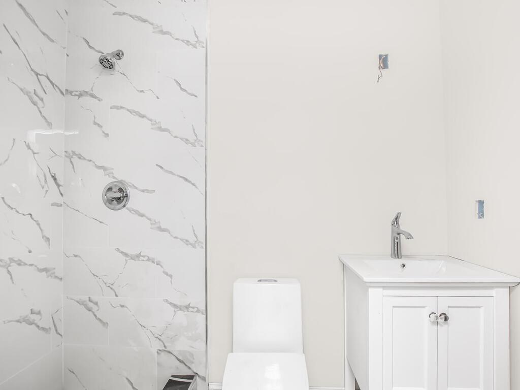 #6 photo, 65 W 2nd Street, Mount Vernon , NY 10550