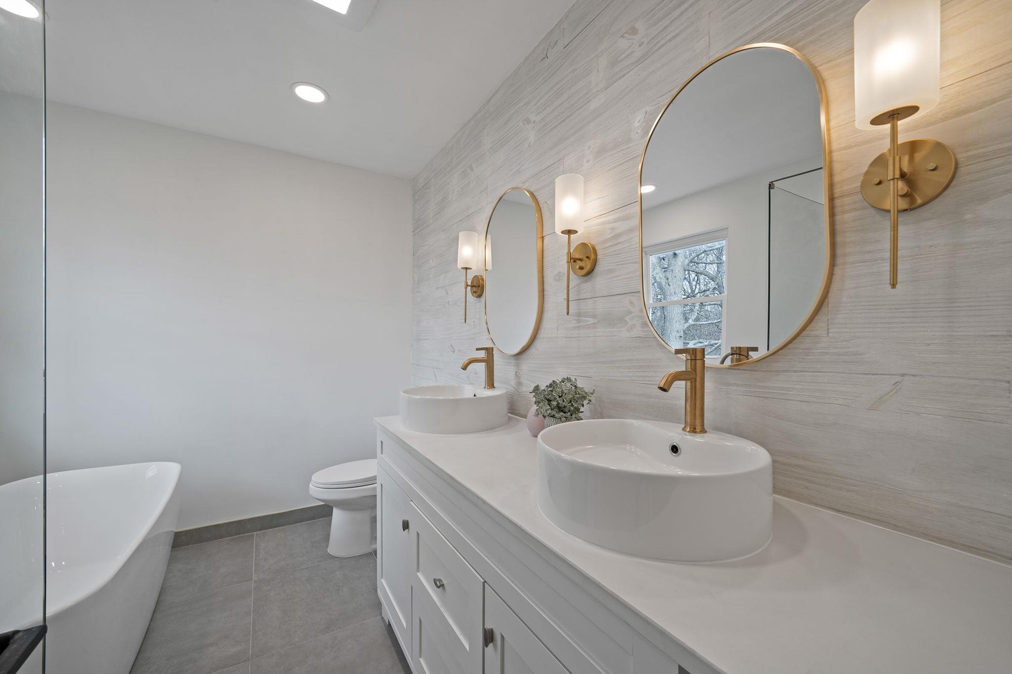 #20 photo, 40 Hawkins Avenue, Medford , NY 11763