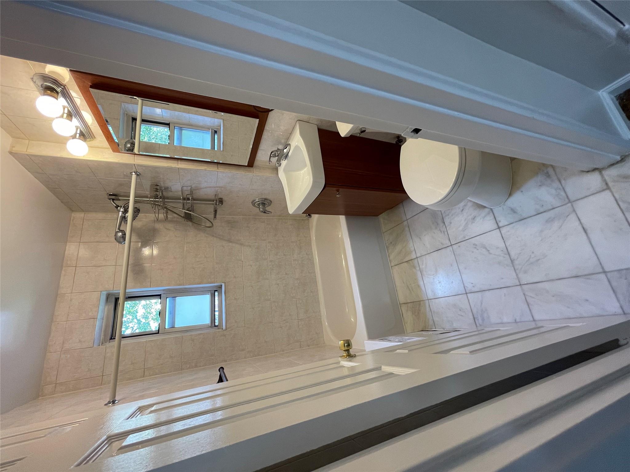 #5 photo, 4014 191st Street, クイーンズ区 Flushing , NY 11358