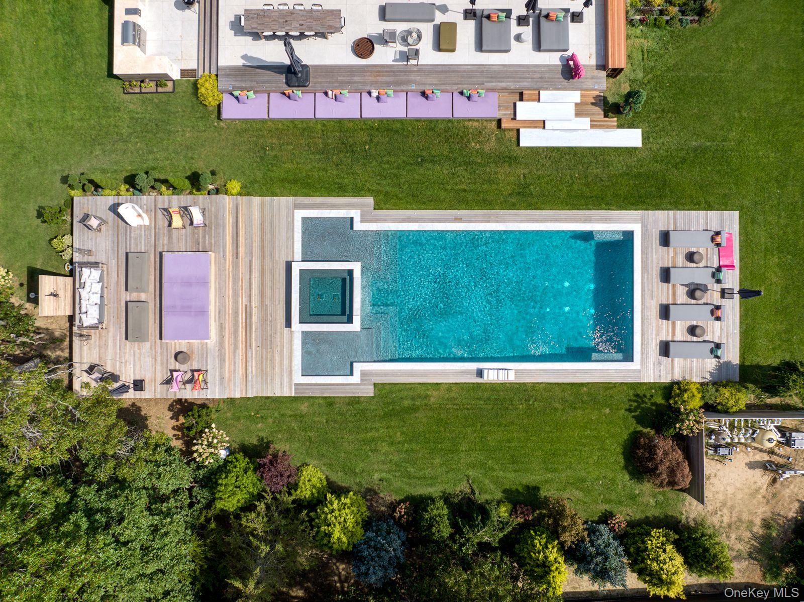 #3 photo, 233 N Magee Street, サフォーク郡 Southampton , NY 11968