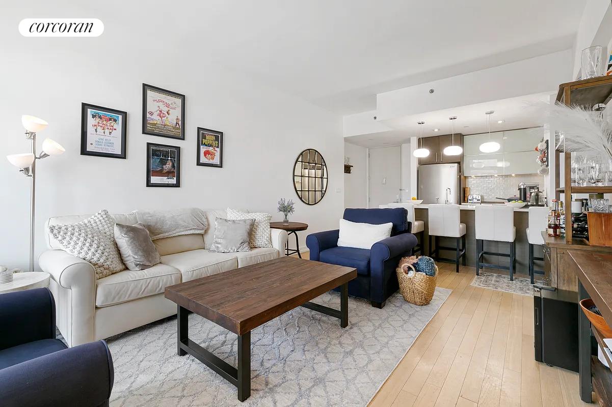 #3 photo, 21-45 44TH Drive, クイーンズ区 Long Island City , NY 11101