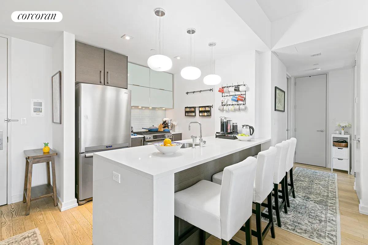 #6 photo, 21-45 44TH Drive, クイーンズ区 Long Island City , NY 11101