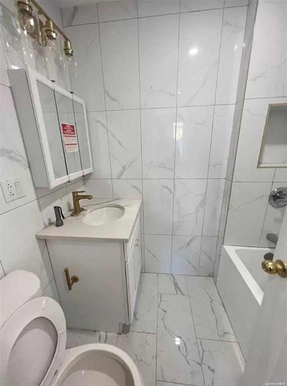 #3 photo, 113-10 Jamaica Avenue, クイーンズ区 Richmond Hill , NY 11418