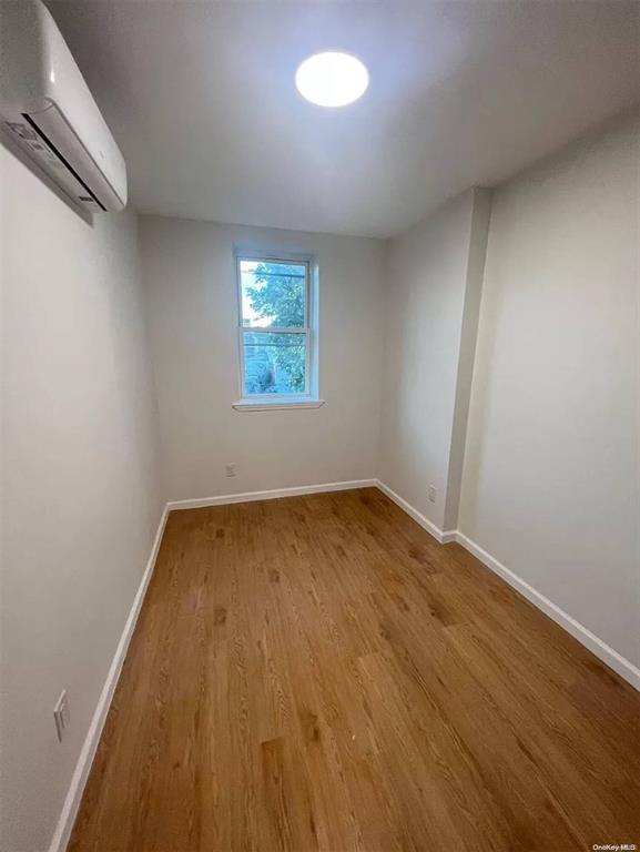 #4 photo, 113-10 Jamaica Avenue, クイーンズ区 Richmond Hill , NY 11418