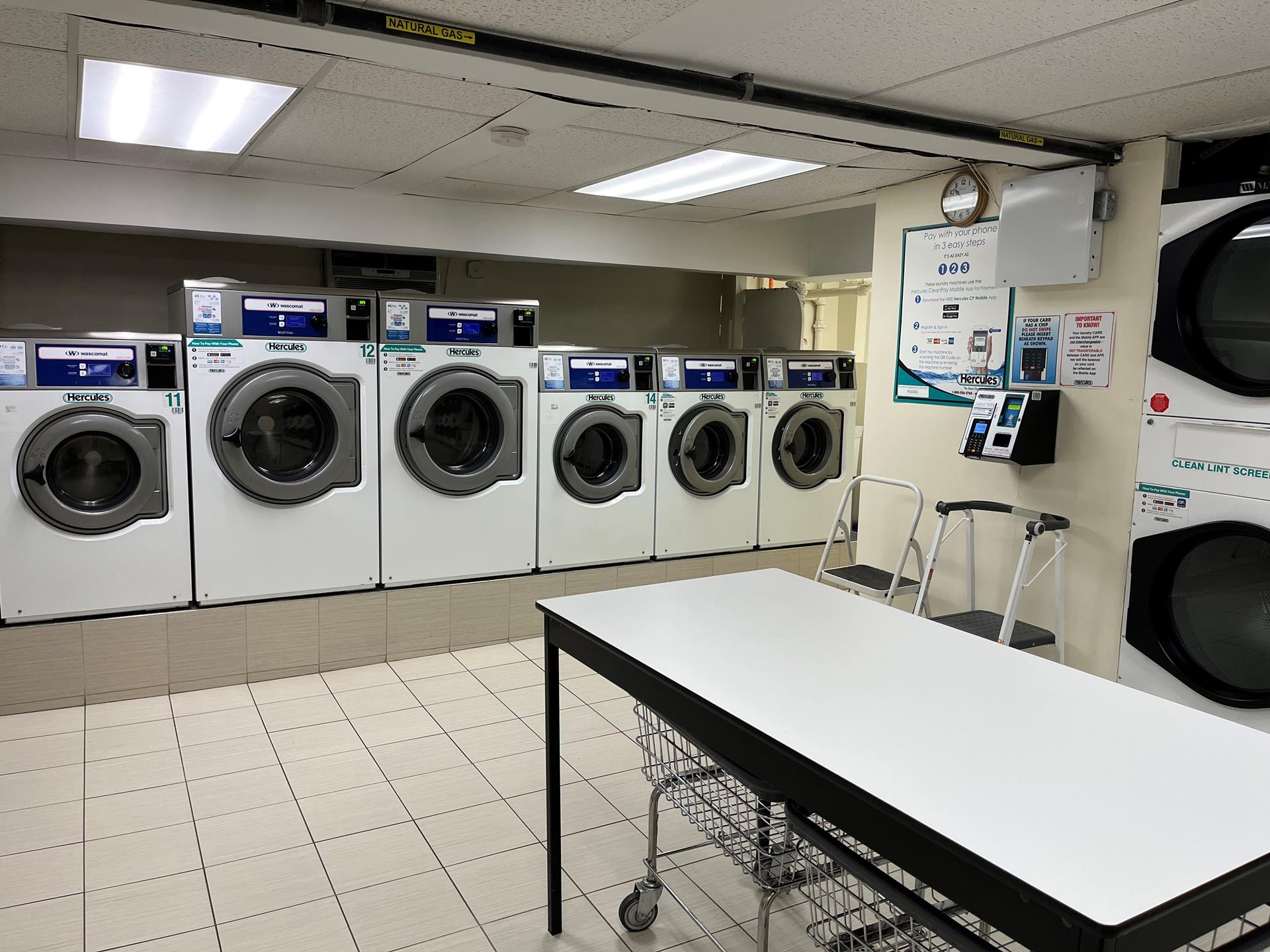 #2 photo, 86-10 34TH Avenue, クイーンズ区 Jackson Heights , NY 11372