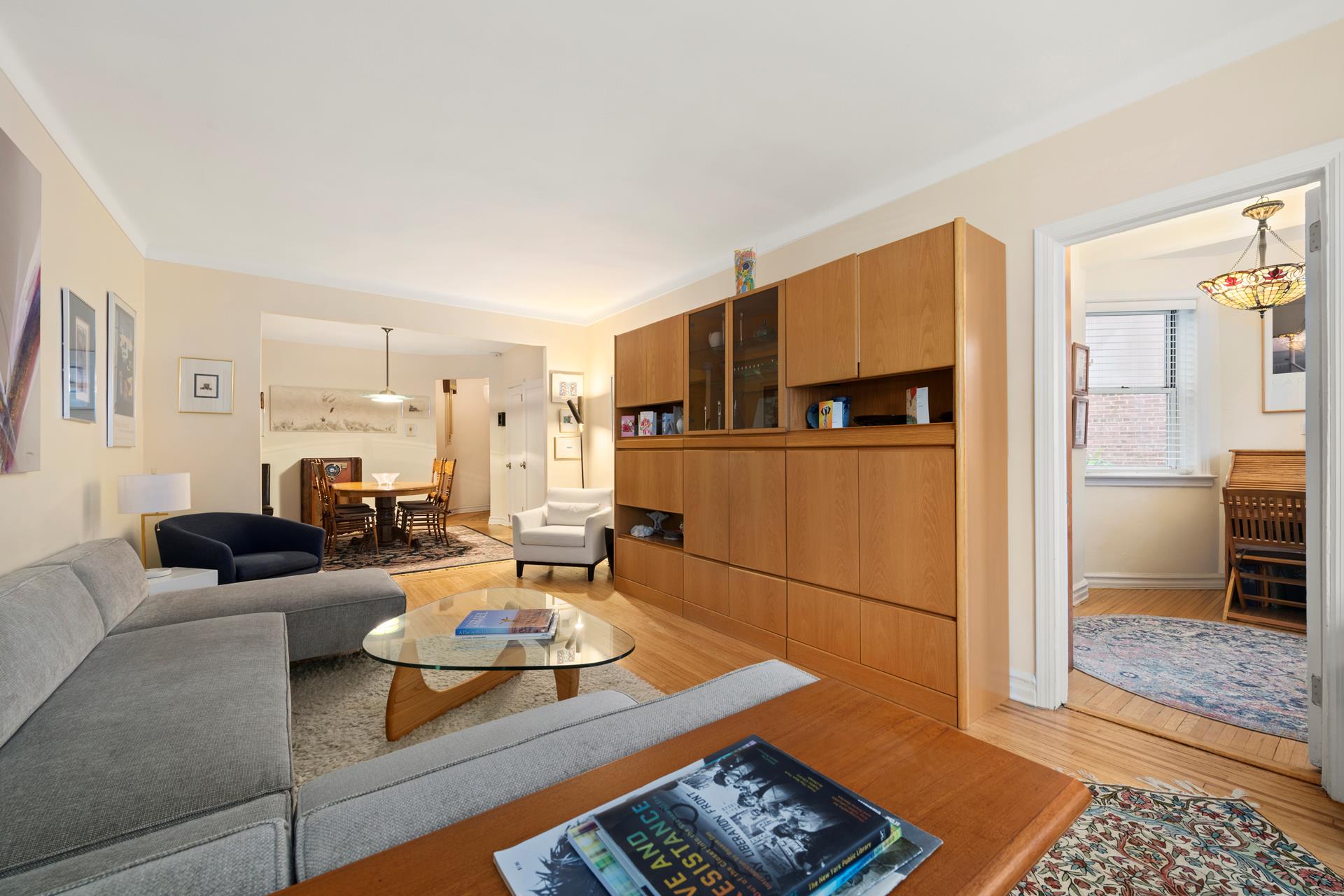 #9 photo, 86-10 34TH Avenue, クイーンズ区 Jackson Heights , NY 11372