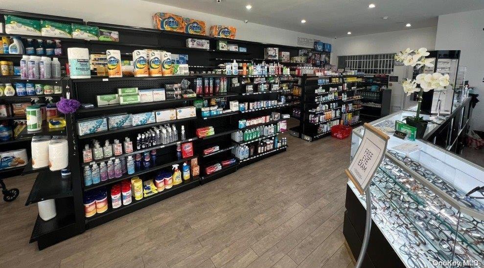 #5 photo, 114-02 Jamaica Avenue, クイーンズ区 Richmond Hill , NY 11418