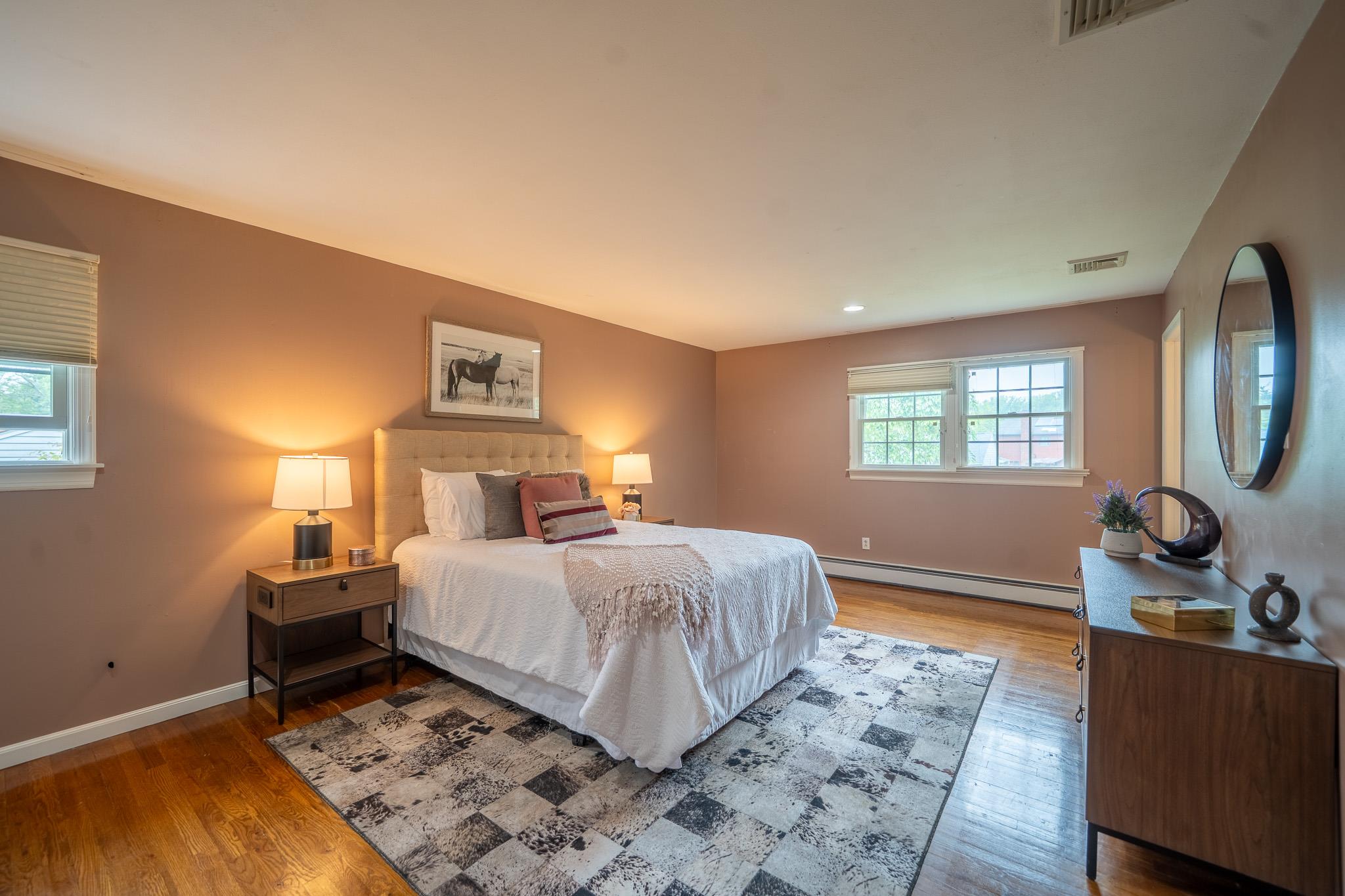 #17 photo, 10 Hickory Lane, Glen Cove , NY 11542