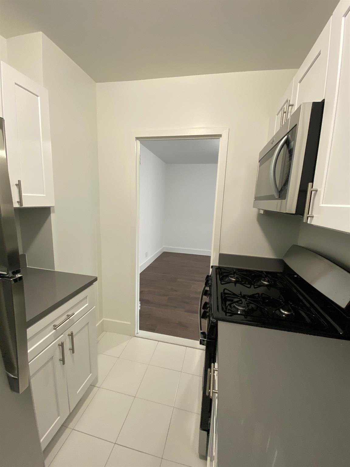 #10 photo, 39-60 54 Street, クイーンズ区 Woodside , NY 11377