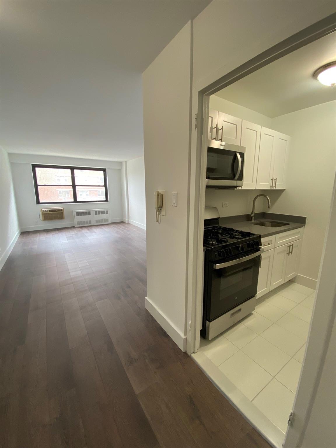 #2 photo, 39-60 54 Street, クイーンズ区 Woodside , NY 11377