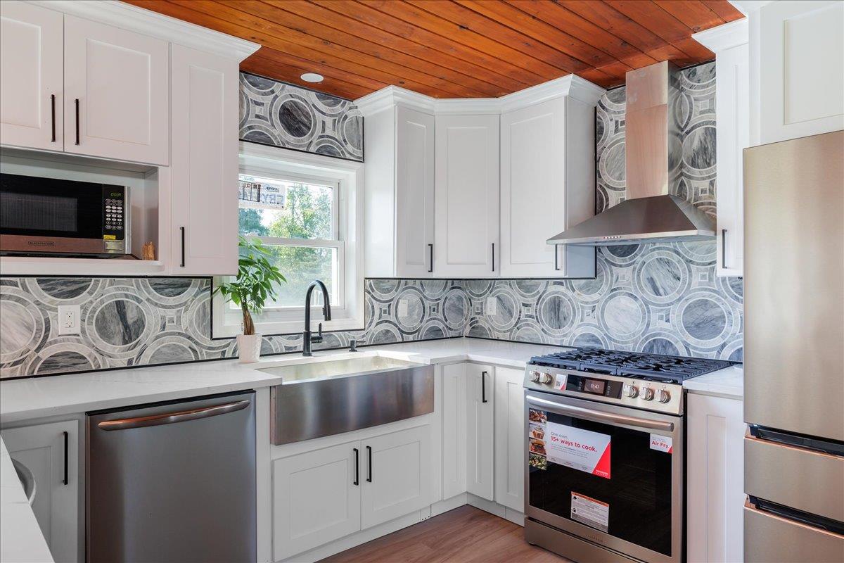 #3 photo, 3715 Hortons Lane, サフォーク郡 Southold , NY 11971