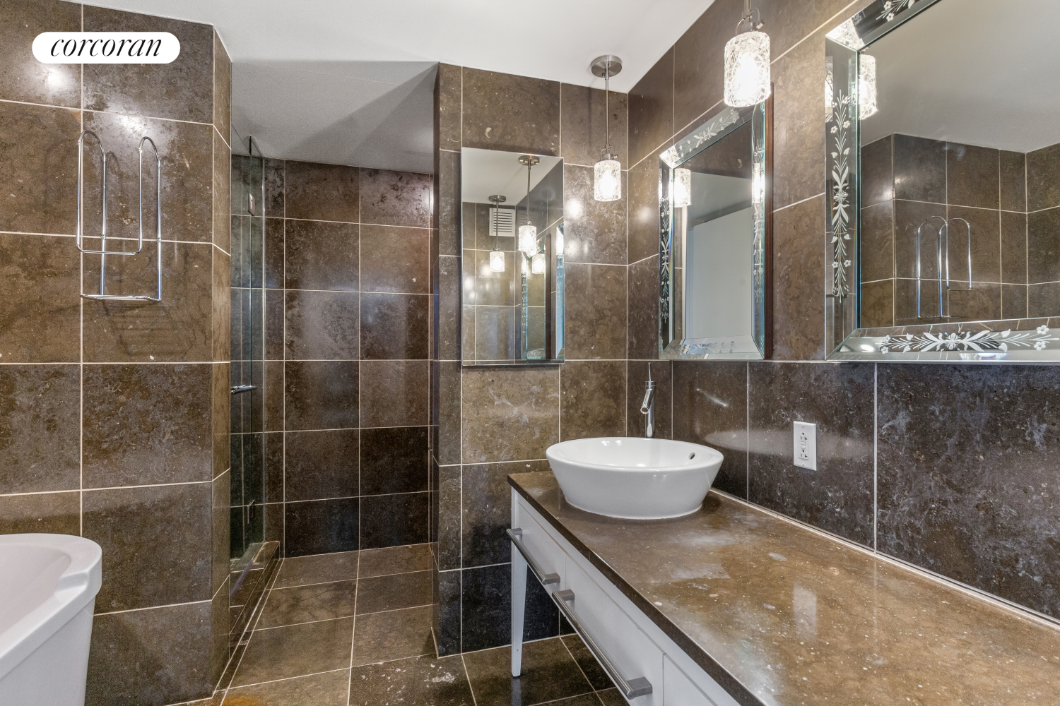 #7 photo, 340 E 23RD Street, マンハッタン Gramercy Park , NY 10010