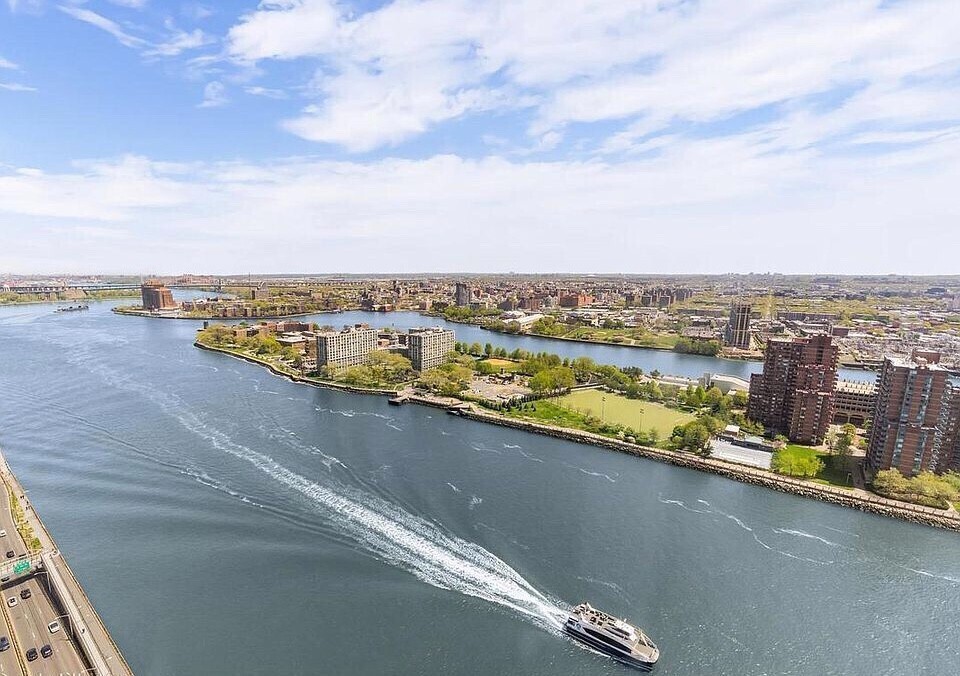 #18 photo, 530 E 76th Street, マンハッタン Upper East Side , NY 10021