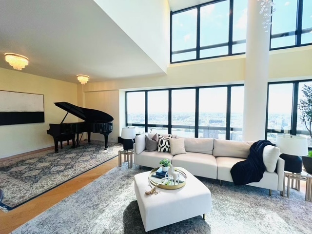 #5 photo, 530 E 76th Street, マンハッタン Upper East Side , NY 10021