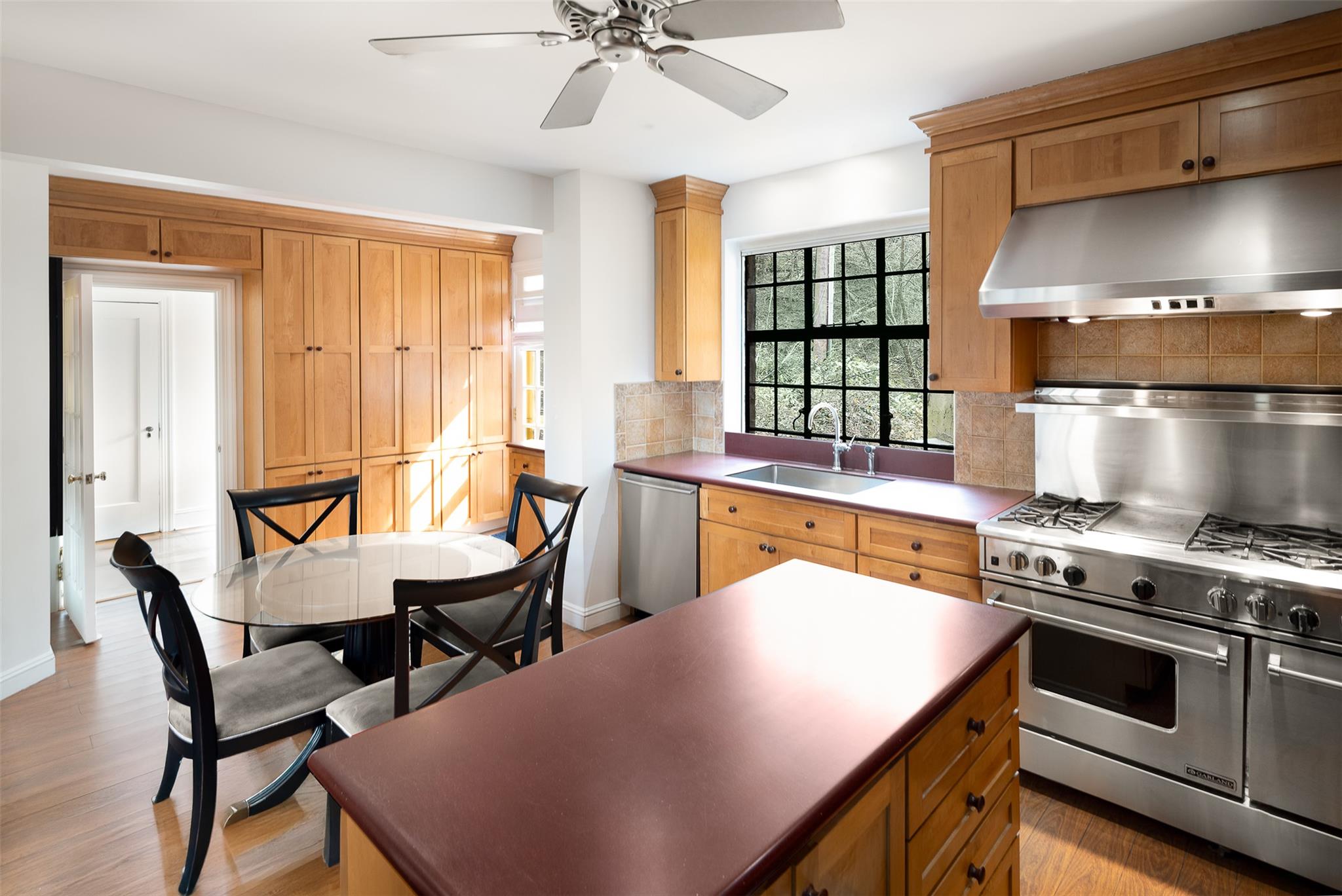 #5 photo, 2501 Palisade Avenue, ブロンクス区 Bronx , NY 10463