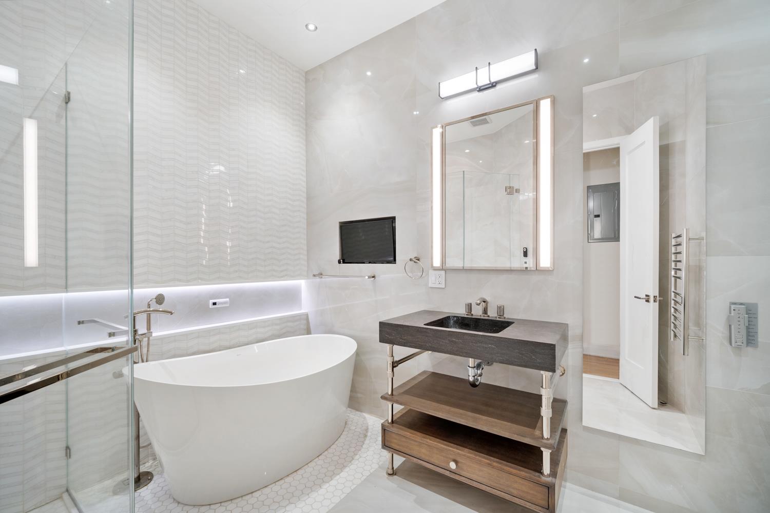 #10 photo, 9 E 82ND Street, マンハッタン Upper East Side , NY 10028