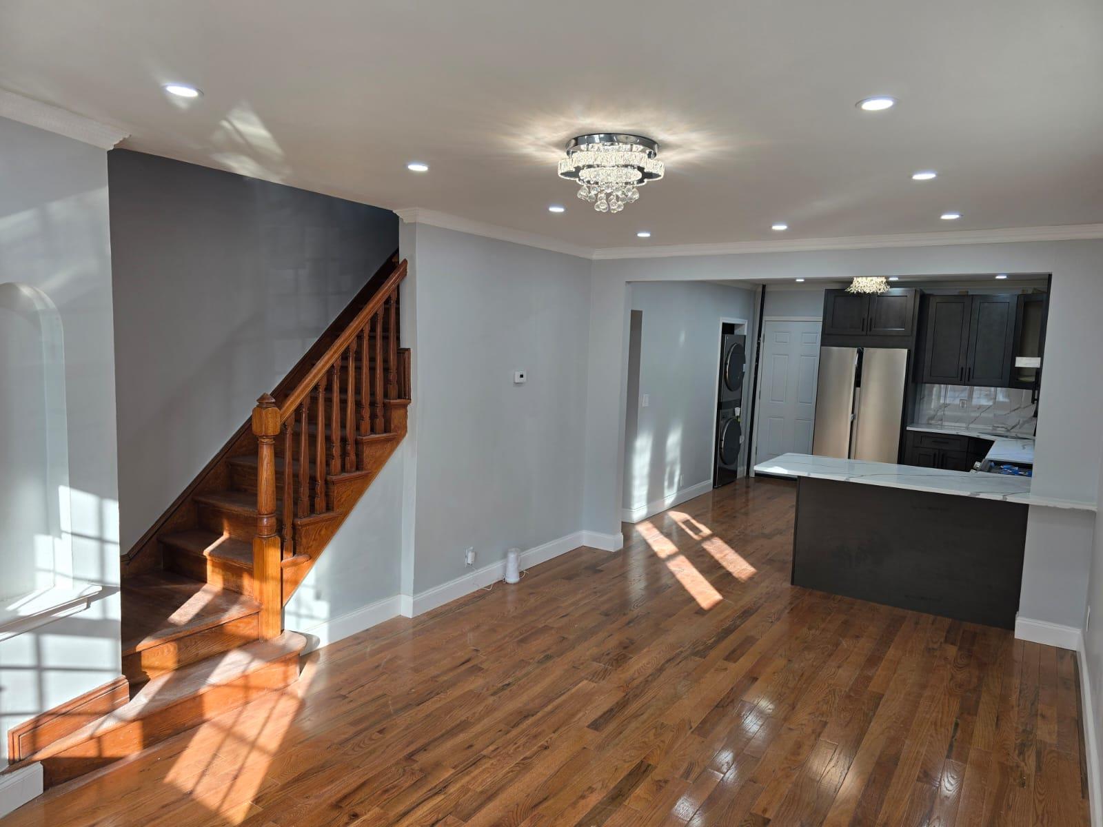 #4 photo, 11841 225th Street, 皇后区 Cambria Heights , NY 11411